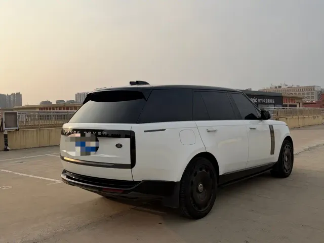 Land Rover Range Rover — Фото автомобиля 13