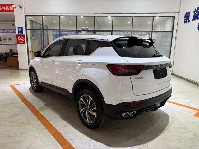 Geely Binyue — Фото автомобиля 6