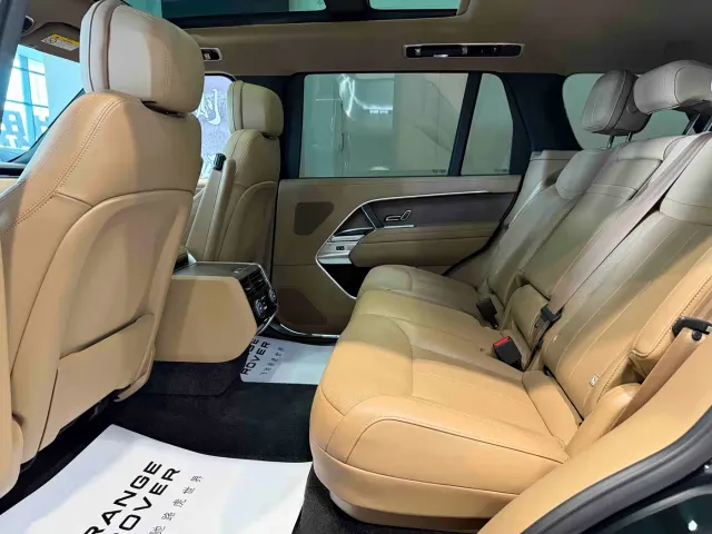 Land Rover Range Rover — Фото автомобиля 15