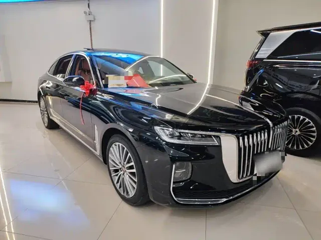 Hongqi H9 — Фото автомобиля 3