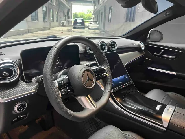 Mercedes-Benz C-Class — Фото автомобиля 18