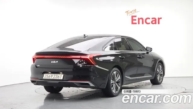 Kia K8 — Фото автомобиля 2