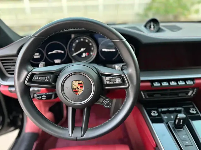 Porsche 911 — Фото автомобиля 6