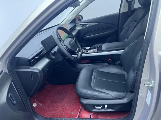 Wuling Starlight — Фото автомобиля 13