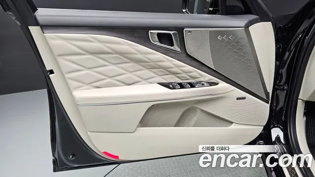 Kia K8 K8 Hybrid — Фото автомобиля 24