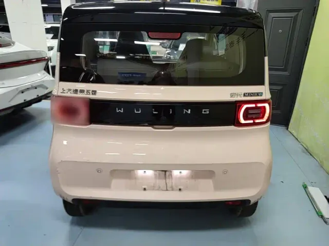 Wuling Hongguang Mini EV — Фото автомобиля 5