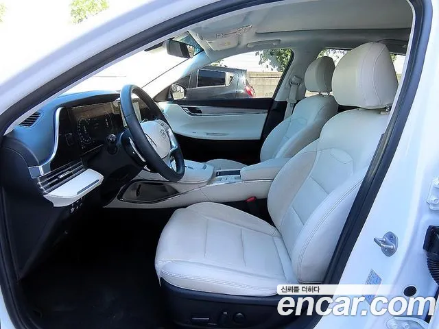 Hyundai Grandeur (New) Hybrid — Фото автомобиля 5