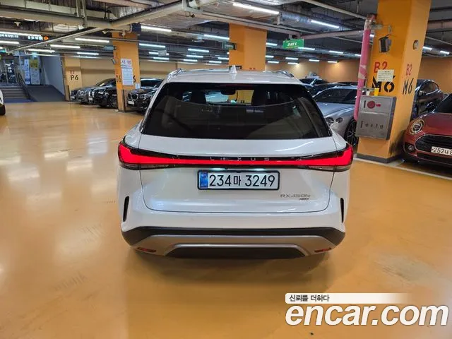 Lexus RX RX450h+ 5th Gen — Фото автомобиля 4