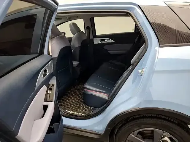 Geely Geometry E Firefly — Фото автомобиля 13
