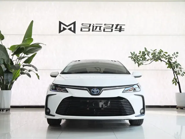 Toyota Corolla — Фото автомобиля 2