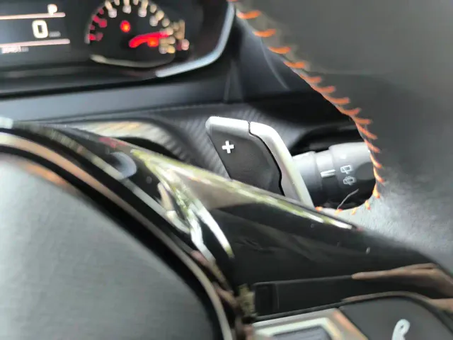 Peugeot 2008 — Фото автомобиля 16