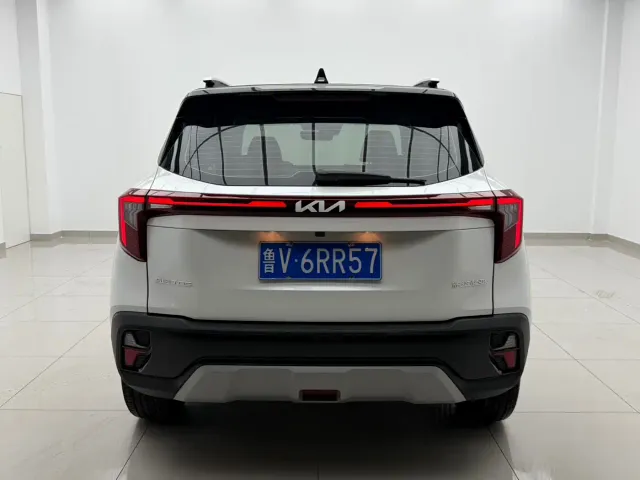 Kia Seltos — Фото автомобиля 4