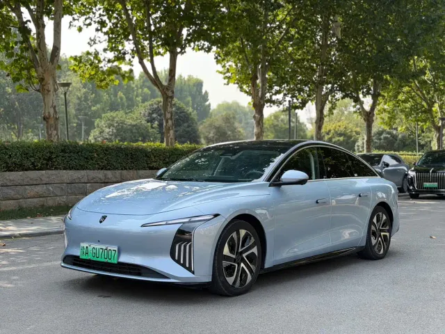 Фотография автомобиля — Forthing Xinghai S7