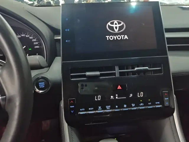 Toyota Avalon — Фото автомобиля 13