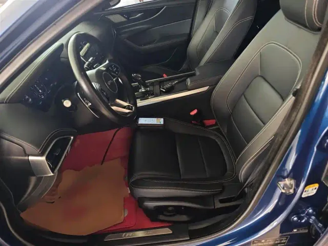 Jaguar XEL — Фото автомобиля 14
