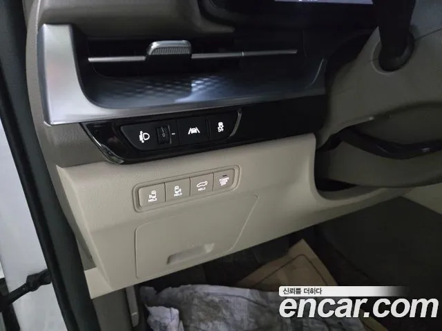 Kia Canival Carnival 4 поколение Бензин 9 мест Hi-Limousine — Фото автомобиля 12