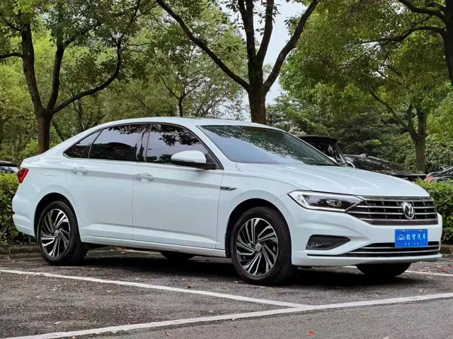 Volkswagen Sagitar — Фото автомобиля 3