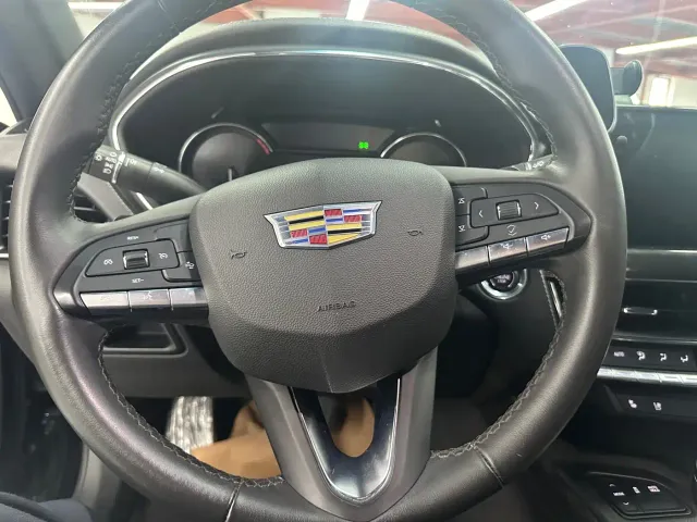 Cadillac CT5 — Фото автомобиля 7