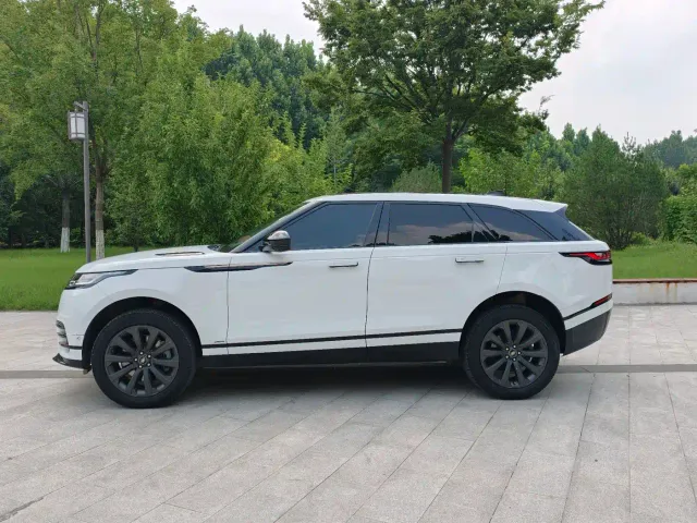 Land Rover Range Rover Velar — Фото автомобиля 3