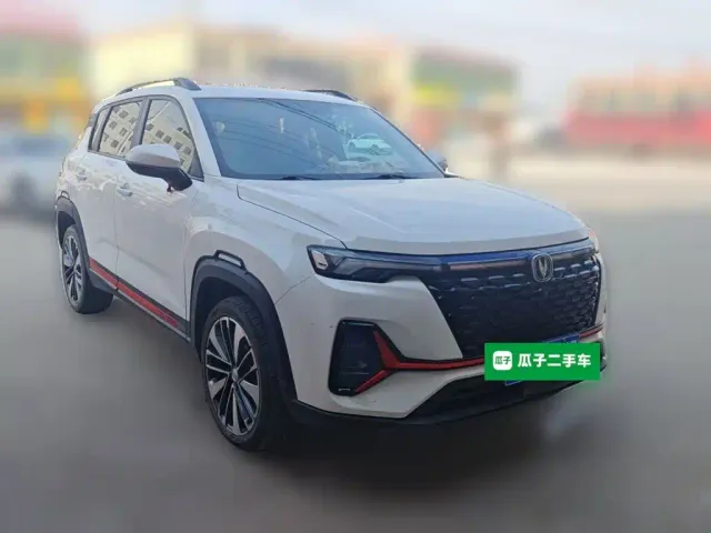Changan CS35 Plus — Фото автомобиля 23