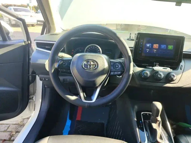 Toyota Corolla — Фото автомобиля 6