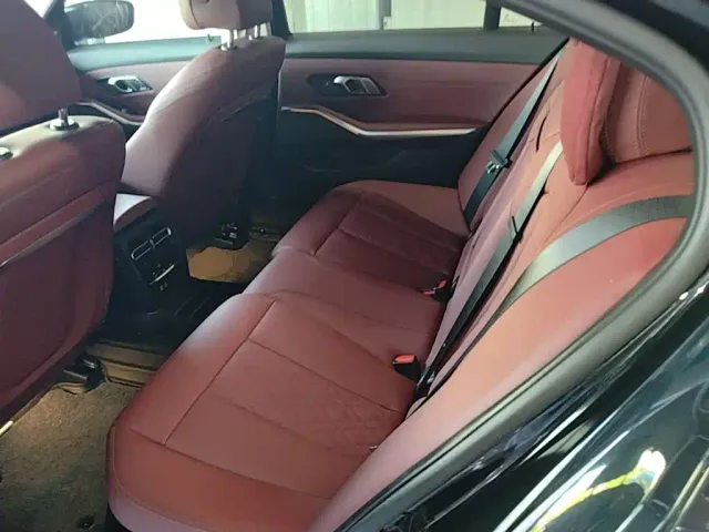 BMW 3 Series — Фото автомобиля 16