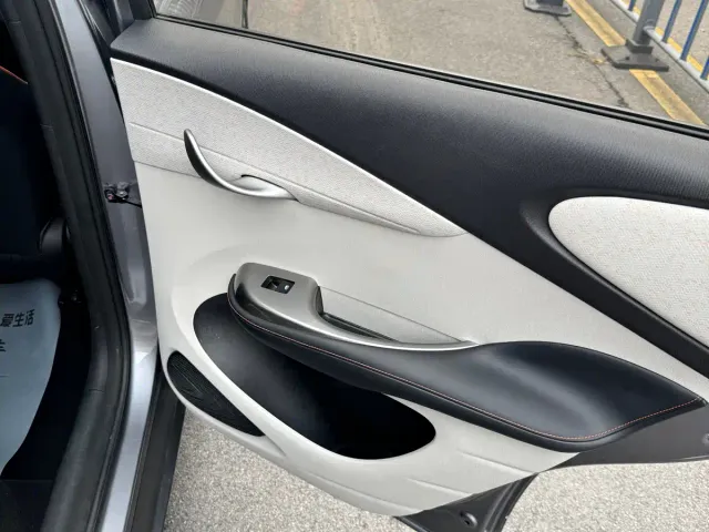 BYD Dolphin — Фото автомобиля 11