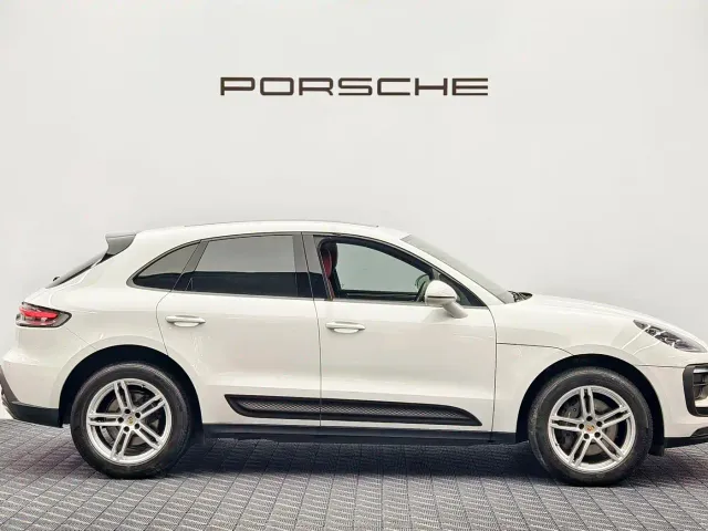 Porsche Macan — Фото автомобиля 6