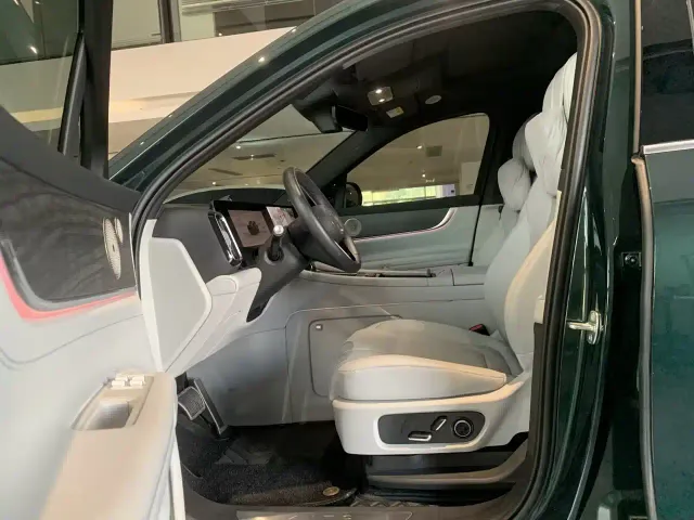Nio ET5 Touring — Фото автомобиля 4