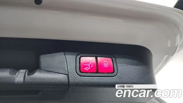 Mercedes-Benz GLB-Class — Фото автомобиля 18