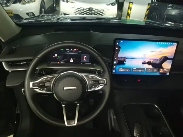 Haval H6 — Фото автомобиля 13