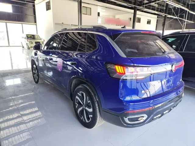 Volkswagen Tayron GTE Plug-in Hybrid — Фото автомобиля 4