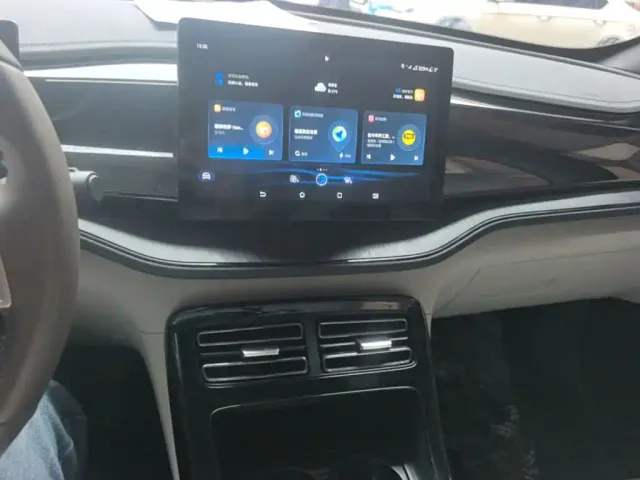 BYD Qin PLUS — Фото автомобиля 12