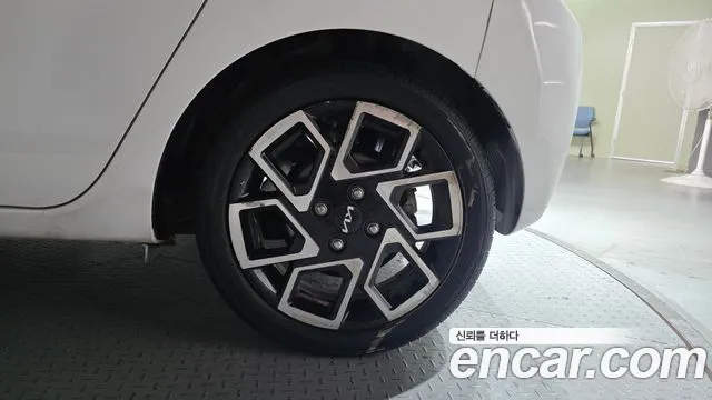 Kia RAY Новый Kia Ray Signature — Фото автомобиля 21
