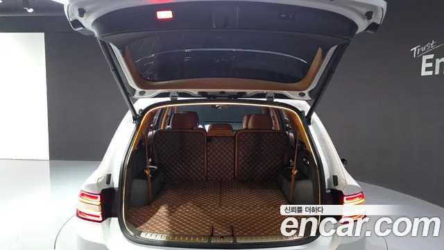 Genesis GV80 — Фото автомобиля 24