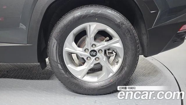 Hyundai Tucson Tucson (NX4) Дизель 2.0 2WD — Фото автомобиля 21