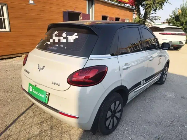 Wuling Bingo — Фото автомобиля 6