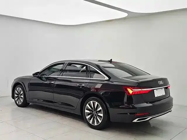 Audi A6L — Фото автомобиля 4
