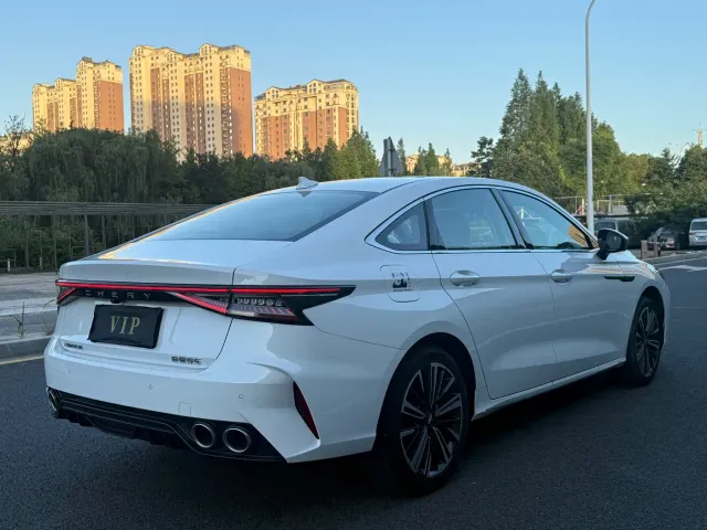 Chery Arrizo 8 — Фото автомобиля 12