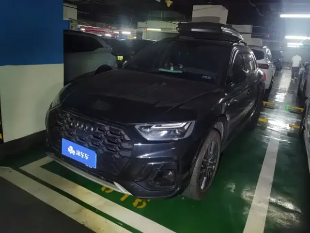 Фотография автомобиля — Audi Q5L