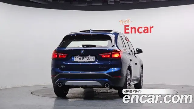 BMW X1 — Фото автомобиля 4