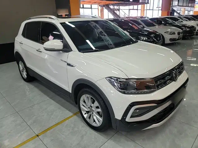 Volkswagen T-Cross — Фото автомобиля 3