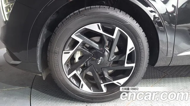 Kia Sportage Sportage 5-е поколение Бензин 1.6 турбо 2WD — Фото автомобиля 5