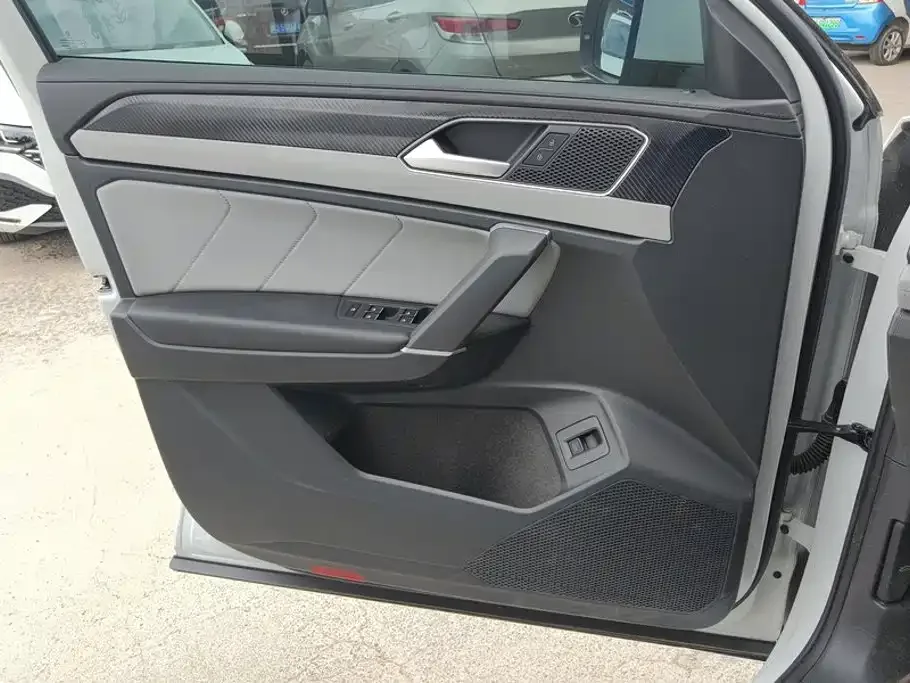 Volkswagen Tayron 2024 300TSI 2WD Luxury Plus Advanced — Фото автомобиля 7