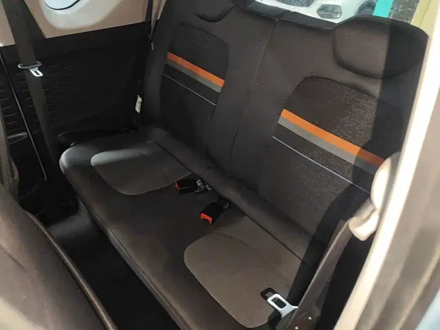 Wuling Hongguang Mini EV — Фото автомобиля 16