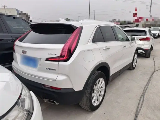 Cadillac XT4 — Фото автомобиля 6