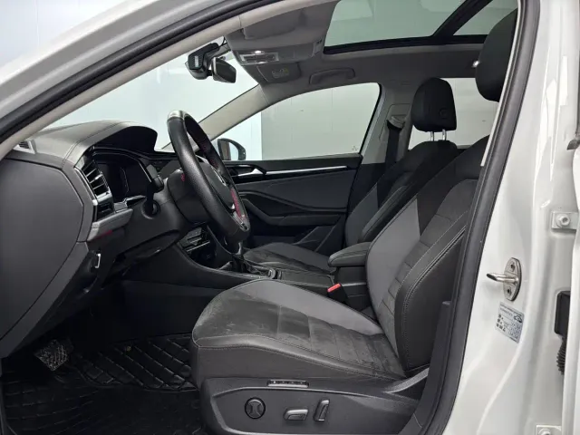 Volkswagen Sagitar — Фото автомобиля 4