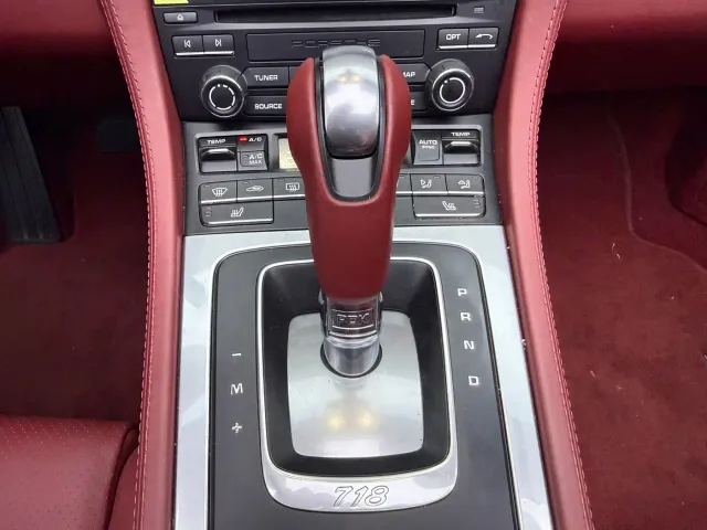 Porsche 718 — Фото автомобиля 15