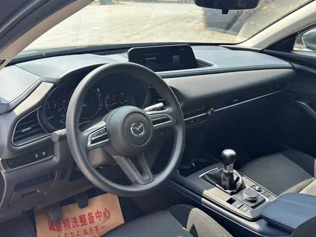 Mazda CX-30 — Фото автомобиля 14