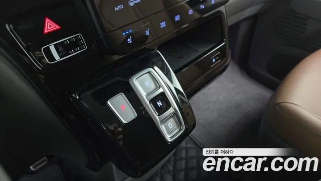 Hyundai Staria — Фото автомобиля 12